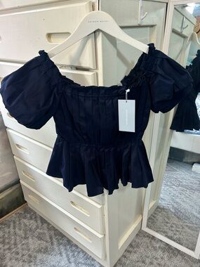 ANTONIO MELANI Navy Pleated Puff Sleeve Elegant Ruffle Detail Peplum Blouse✨